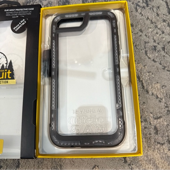OtterBox Pursuit Series Case For Apple iPhone 7  & iPhone 8  Clear Black - Picture 4 of 4